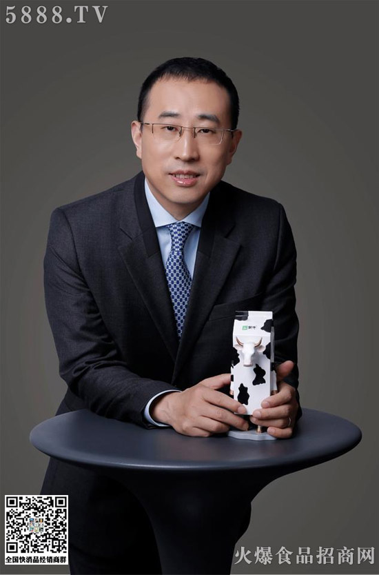 蒙?偛 蒙牛總裁